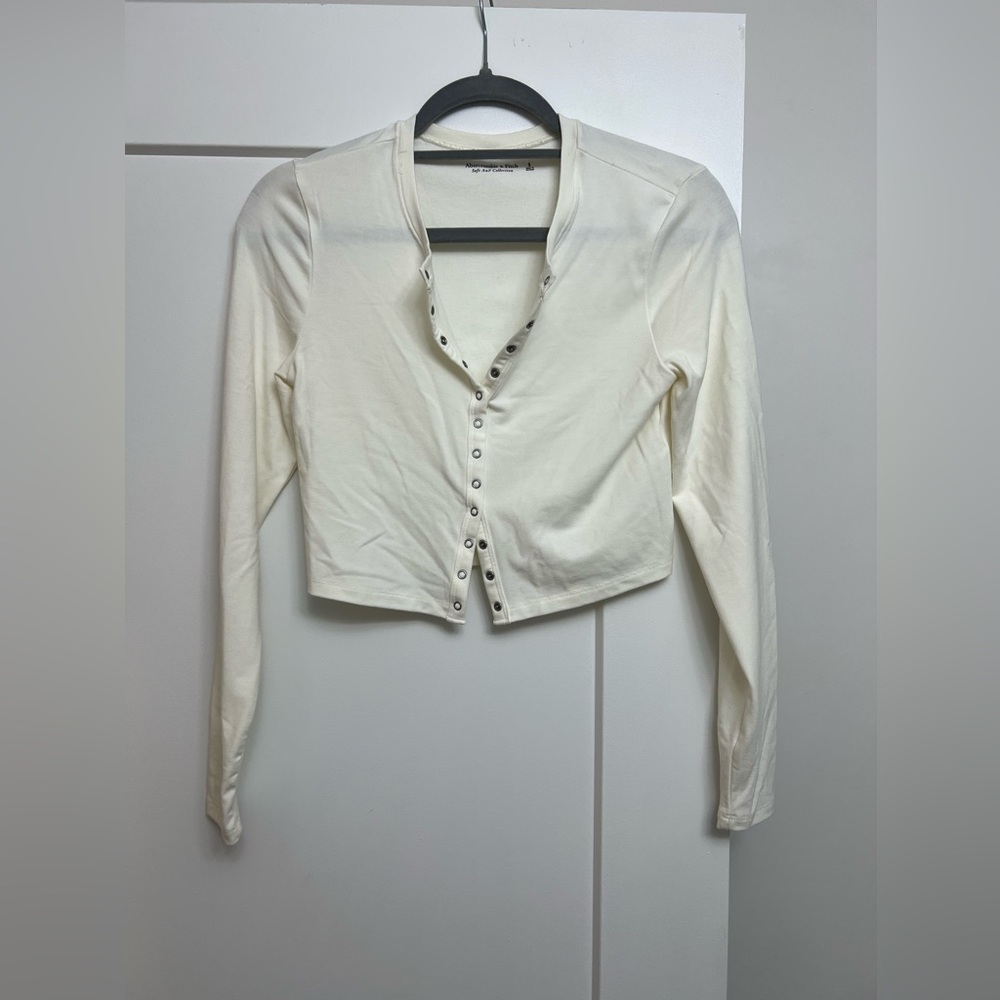Abercrombie Long Sleeve Button Up Top (White)